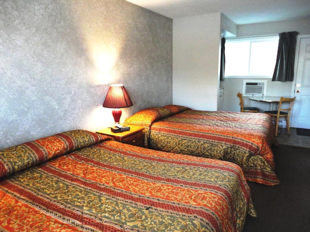 Blue Stream Motel Вернон Номер фото